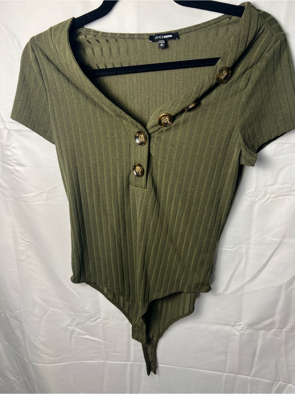 Fashion Nova Olive Green Ribbed Button-Front Short Sleeve Bodysuit